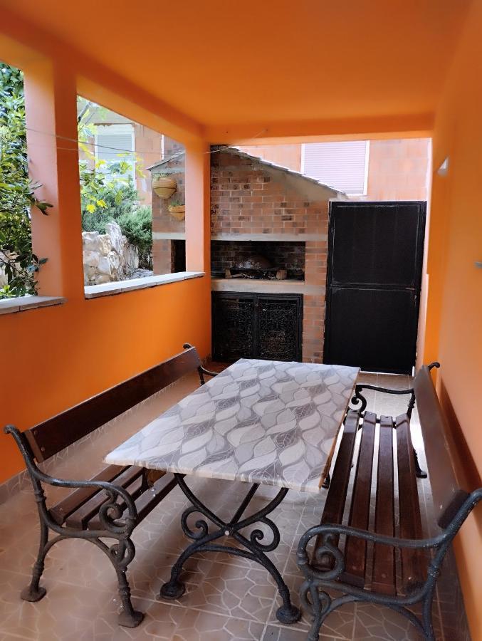 Miran Apartman Ivanica Kültér fotó