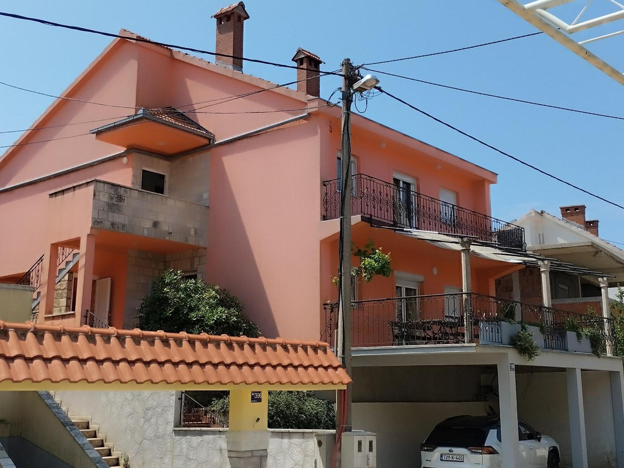 Miran Apartman Ivanica Kültér fotó