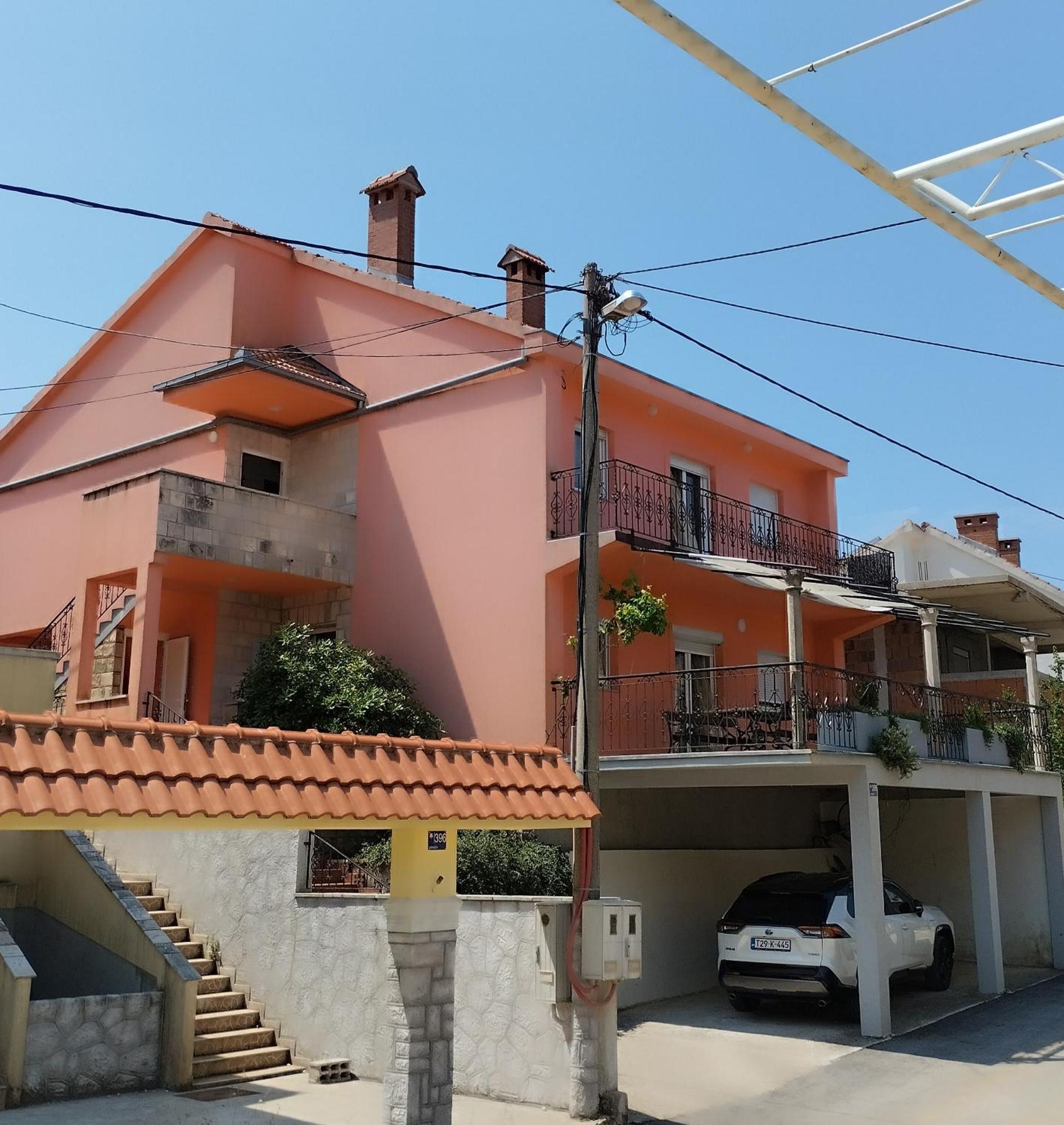 Miran Apartman Ivanica Szoba fotó